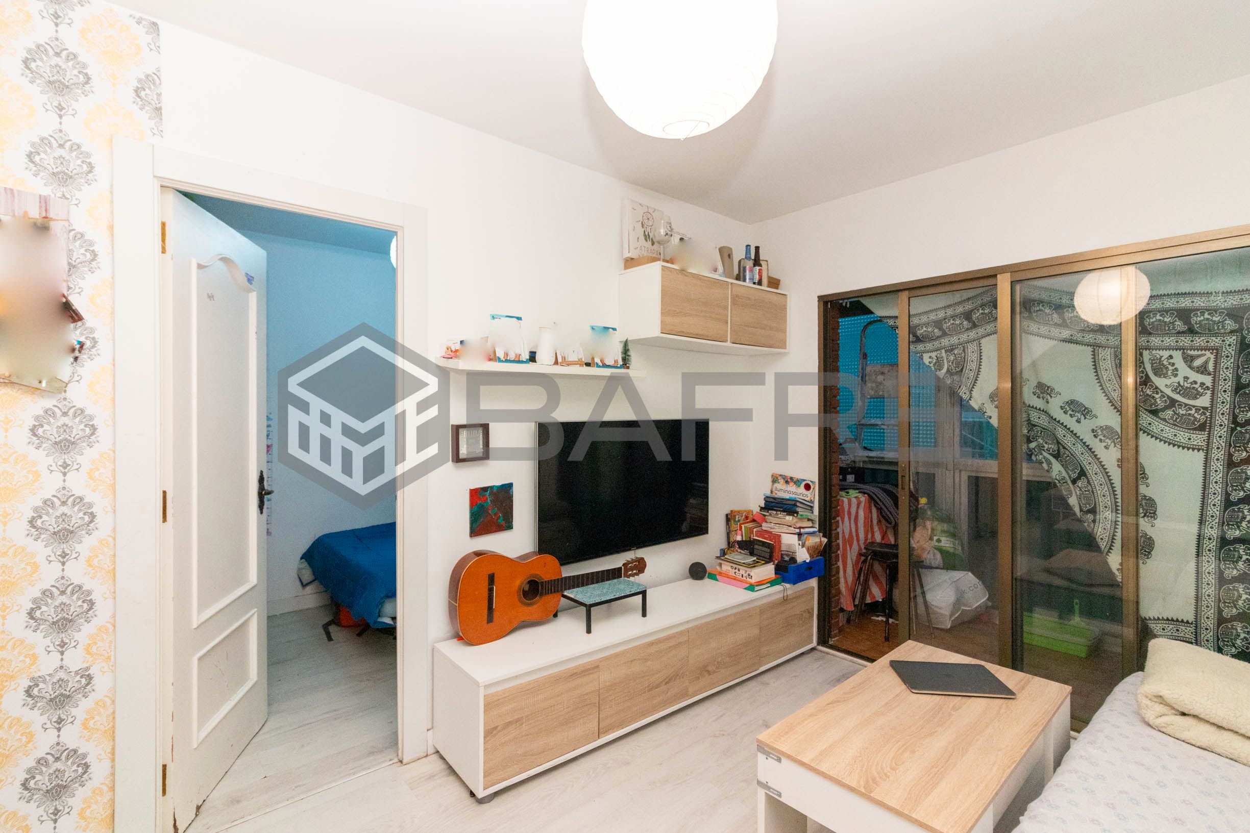 Bedroom of Flat for sale in  Madrid Capital  with Air Conditioner, Heating and Balcony
