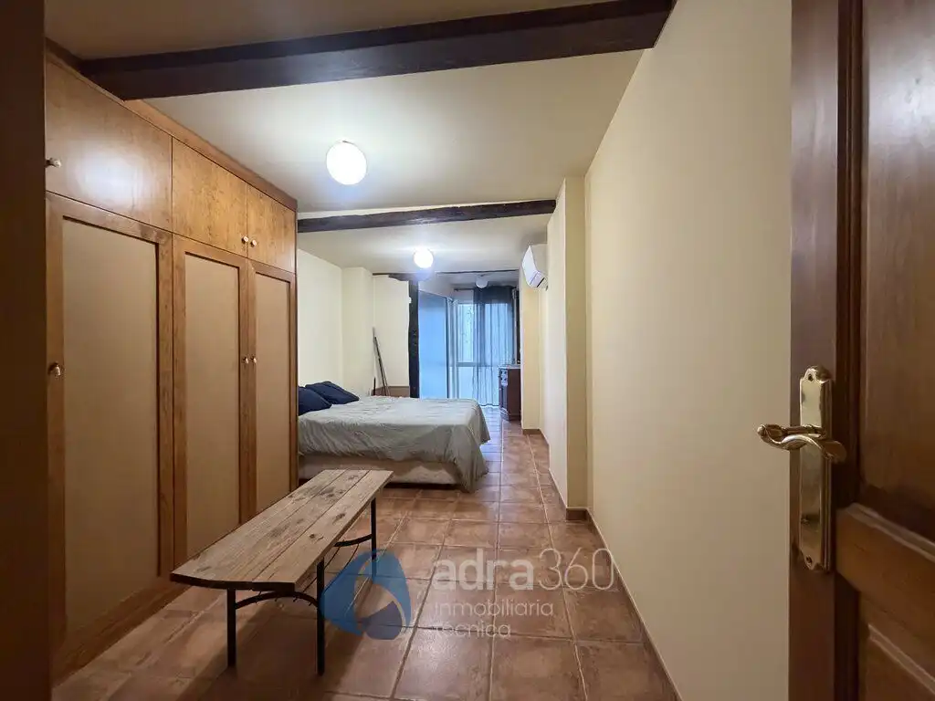 Habitación de Dúplex en venta en  Logroño con Aire acondicionado, Calefacción y Terraza