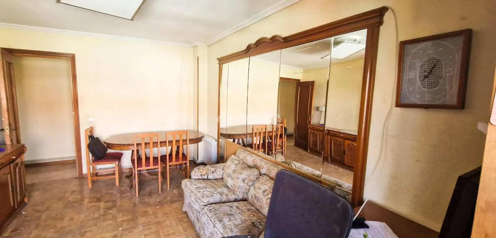 Sala d'estar de Pis en venda en Madrid amb Calefacció, Parquet i Terrassa