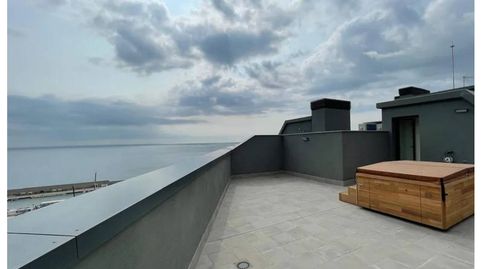 Foto 2 de Dúplex en venta en Paseo Mare Nostrum, Port, Badalona
