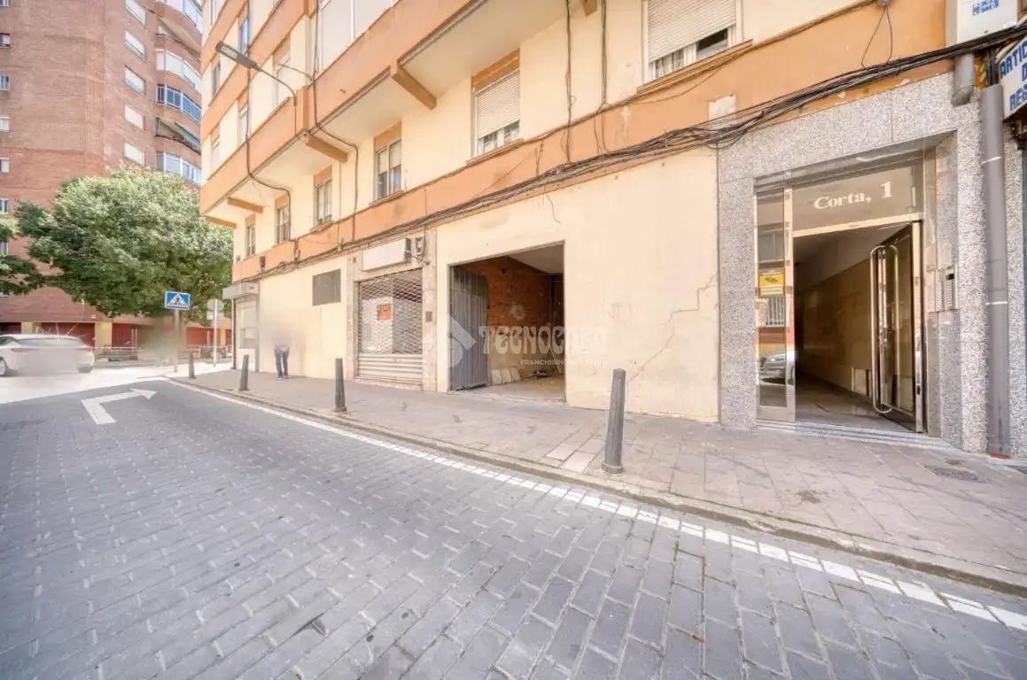 Außenansicht von Geschaftsraum zum Verkauf in Valladolid