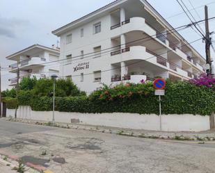 Vista exterior de Apartament en venda en Cunit amb Terrassa i Balcó