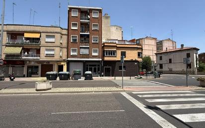Vista exterior de Pis en venda en Talavera de la Reina