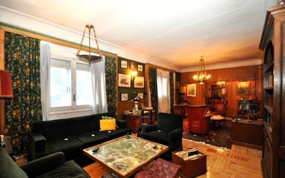 Living room of Flat for sale in  Madrid Capital  with Storage room