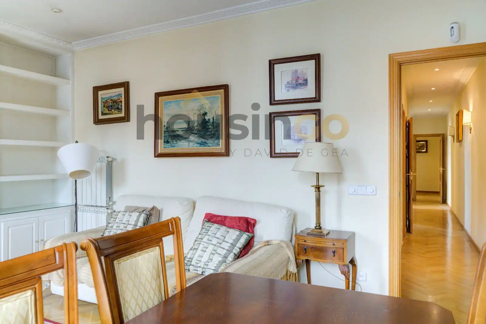 Living room of Flat for rent in Madrid  with Air Conditioner, Heating and Parquet flooring