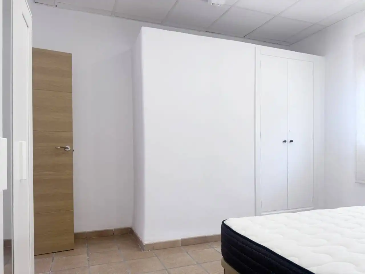 Schlafzimmer von Haus oder Chalet zur Miete in Paterna mit Privatgarten, Terrasse und Möbliert