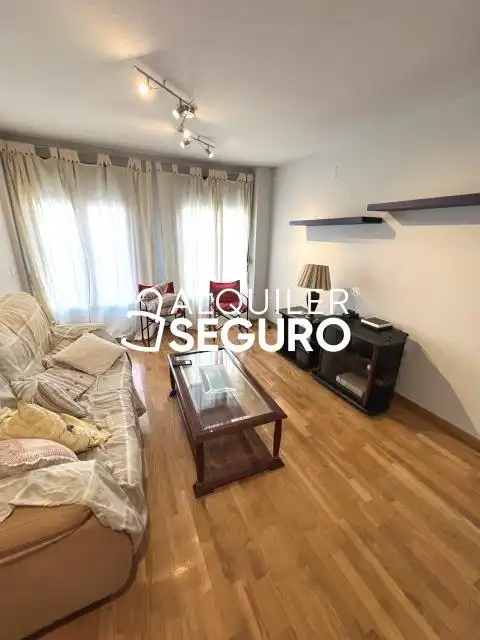 Living room of Flat for rent in Pinto  with Air Conditioner, Heating and Terrace