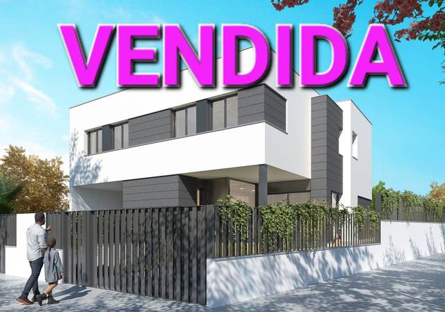 Casa adosada en Venta en Carrer del Jou, 6 en Fondo Somella