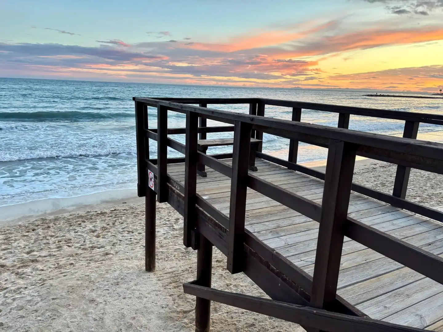 Außenansicht von Wohnungen zur Miete in Torrevieja mit Heizung, Terrasse und Schwimmbad