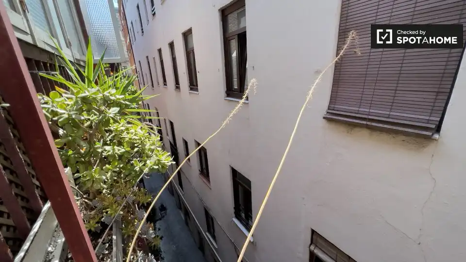 Piso con terraza en alquiler en Ciutat Vella, imagen 14