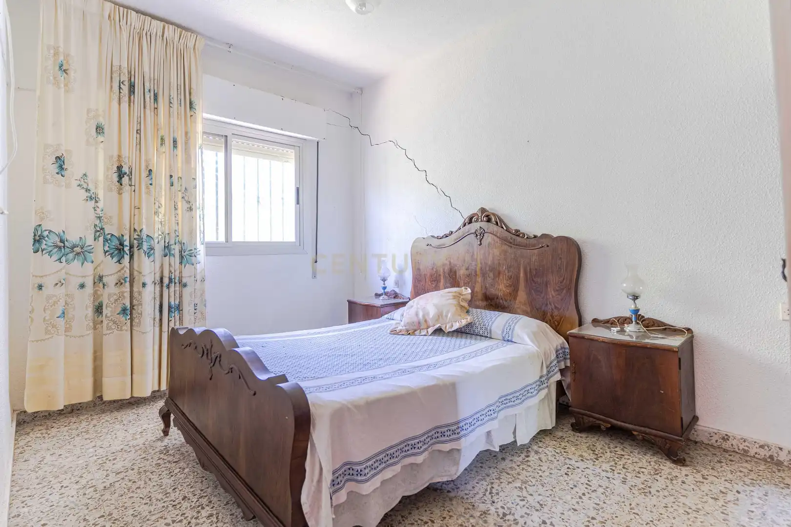 Habitación de Finca rústica en venta en Carataunas con Jardín privado, Trastero y Piscina