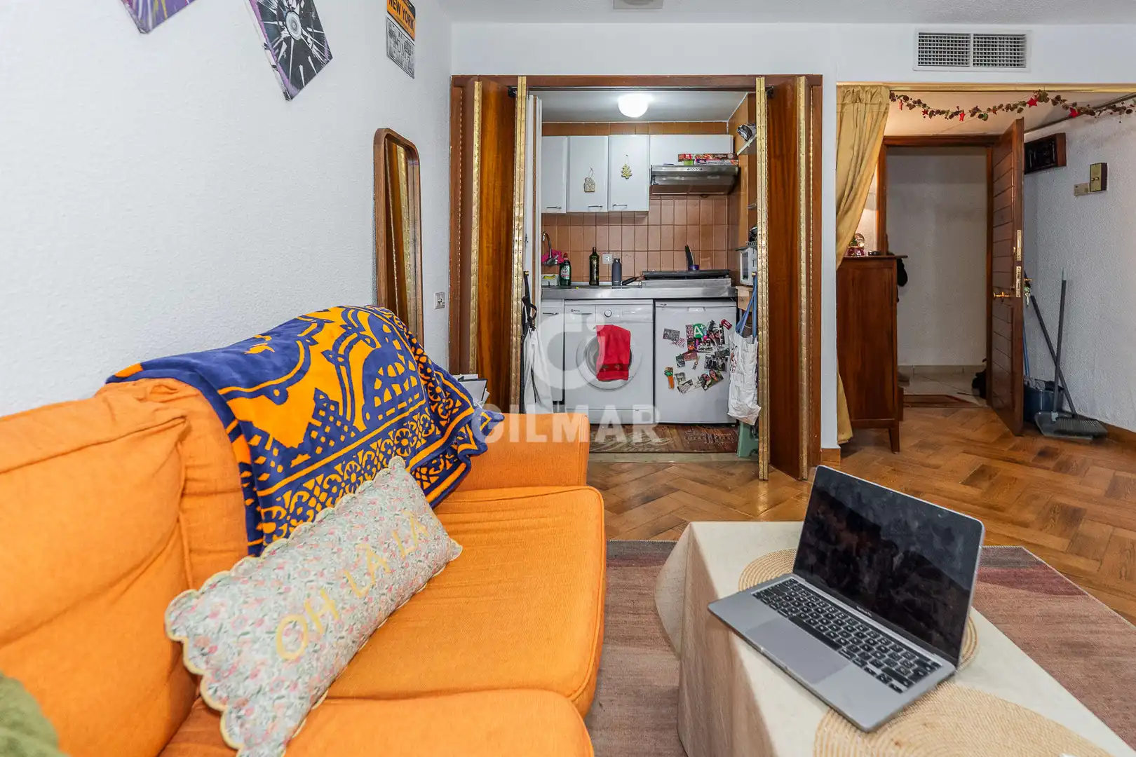 Dormitori de Apartament en venda en Madrid amb Calefacció i Moblat