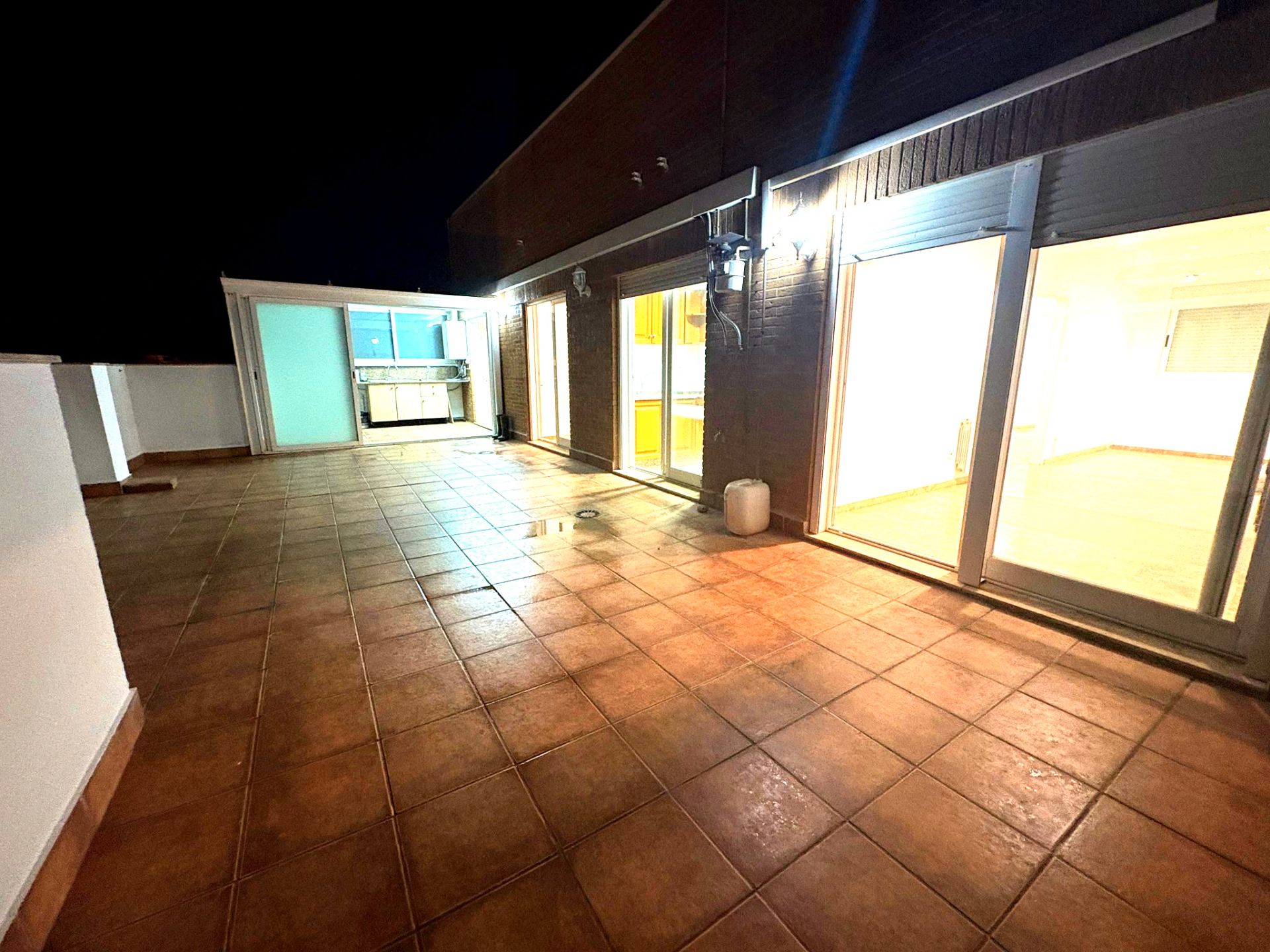 Terrassa de Àtic de lloguer en Riba-roja de Túria amb Aire condicionat, Calefacció i Terrassa