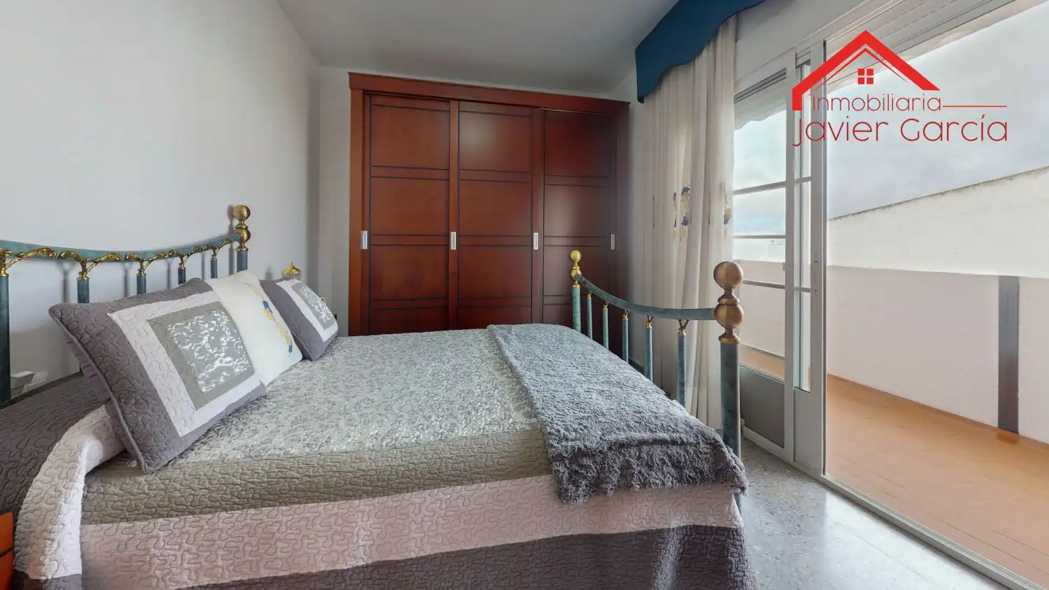 Habitación de Dúplex en venta en Villafranca de los Barros con Aire acondicionado, Terraza y Trastero