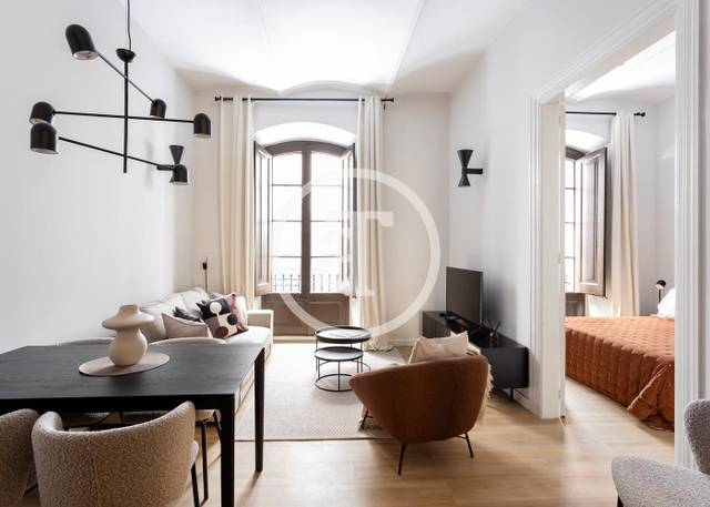 Piso en Alquiler en Carrer d'en Serra en Barri Gòtic