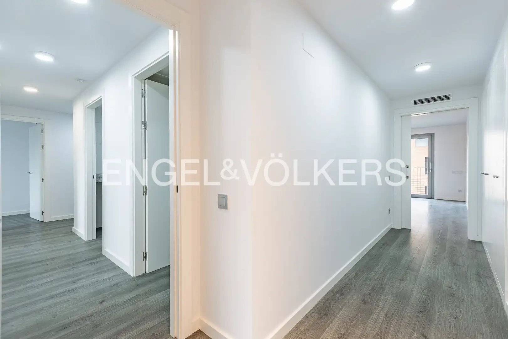 Attic for sale in Sabadell  with Air Conditioner, Heating and Parquet flooring