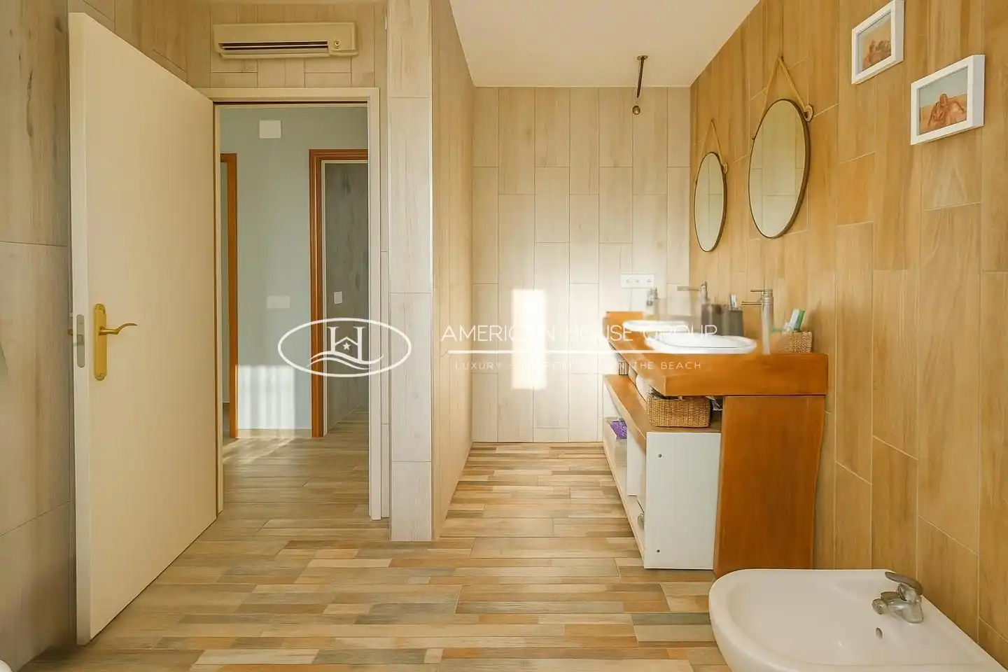 Bathroom of Houses for sale in Chiclana de la Frontera  with Private garden, Terrace and Storage room