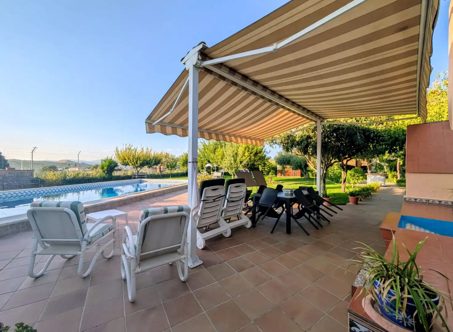 Terrassa de Casa o xalet en venda en Loja amb Aire condicionat, Calefacció i Jardí privat