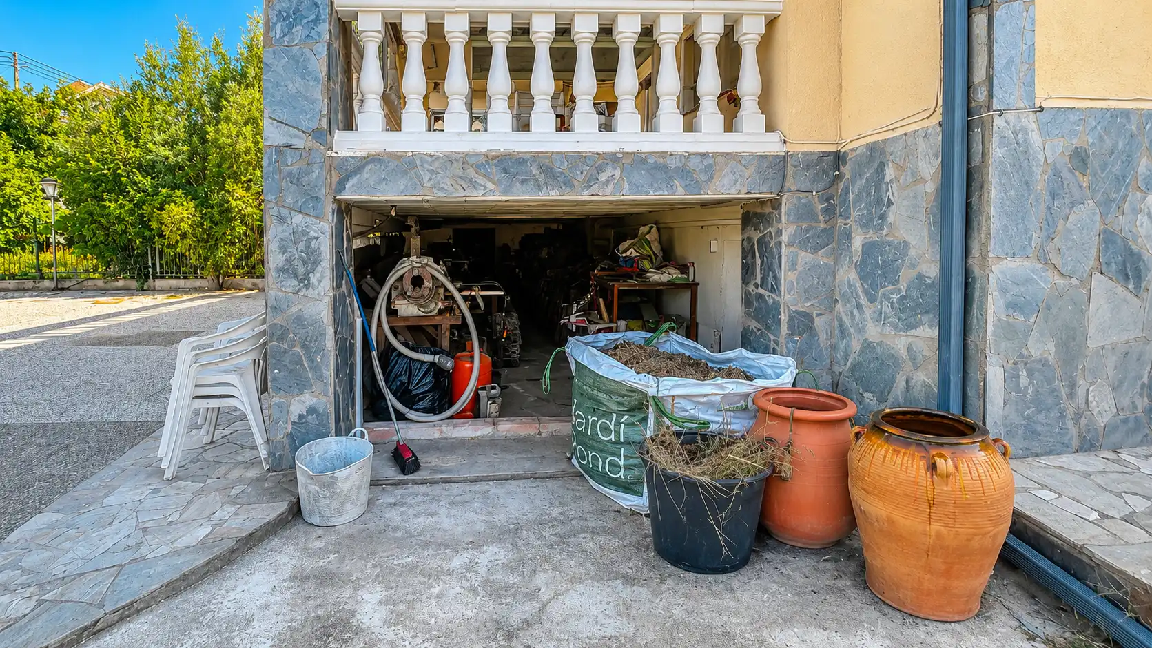 Vista exterior de Casa o chalet en venta en Vacarisses con Calefacción, Jardín privado y Balcón