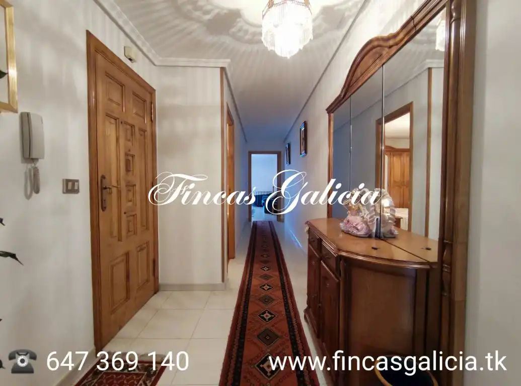 Piso en venta en Verín con Amueblado y Balcón