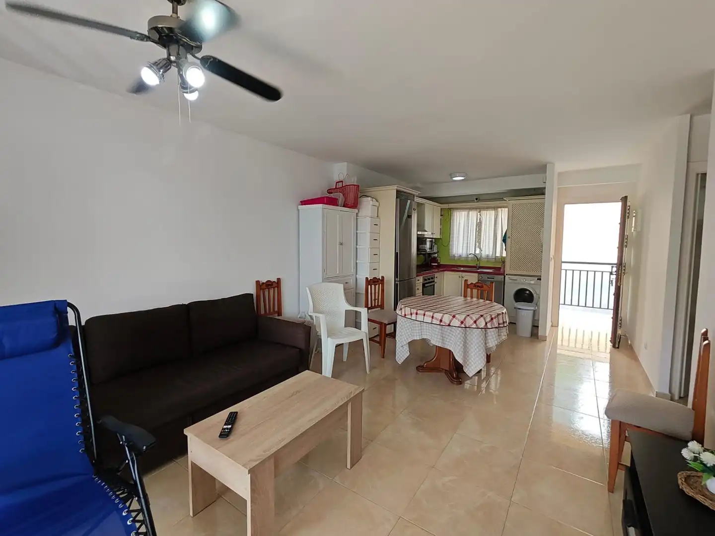 Wohnzimmer von Wohnungen zur Miete in Benalmádena mit Terrasse, Möbliert und Gemeinschaftspool