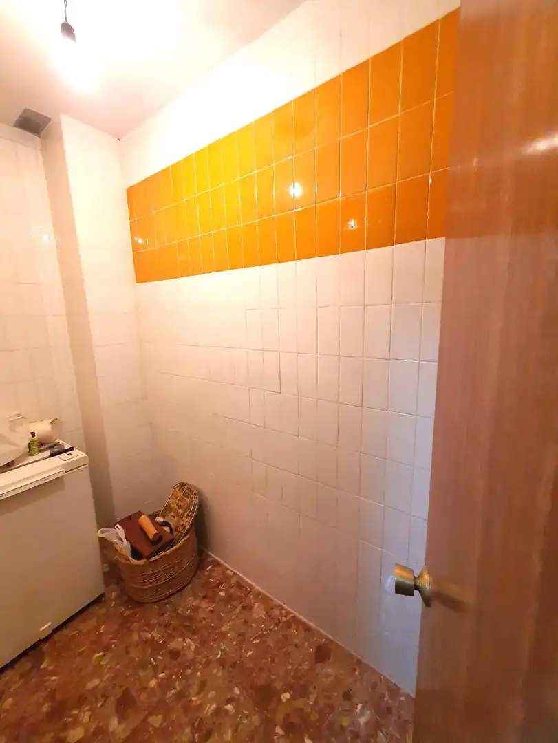Baño de Piso en venta en Quesada con Calefacción y Terraza