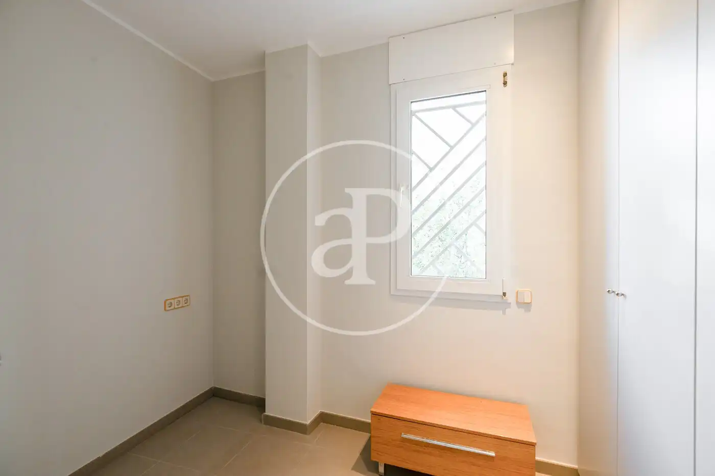 Bedroom of Houses for sale in Barcelona  with Air Conditioner, Heating and Terrace