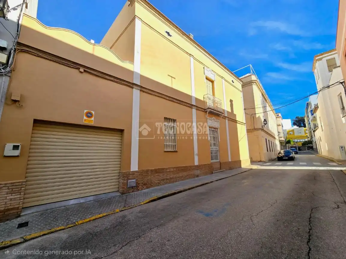 Vista exterior de Casa o chalet en venta en Morón de la Frontera con Aire acondicionado y Balcón