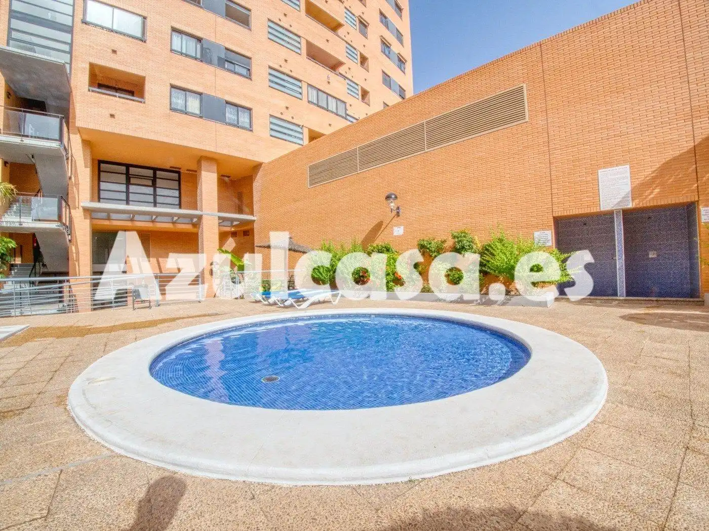 Piscina de Pis en venda en Alicante / Alacant amb Calefacció, Terrassa i Traster