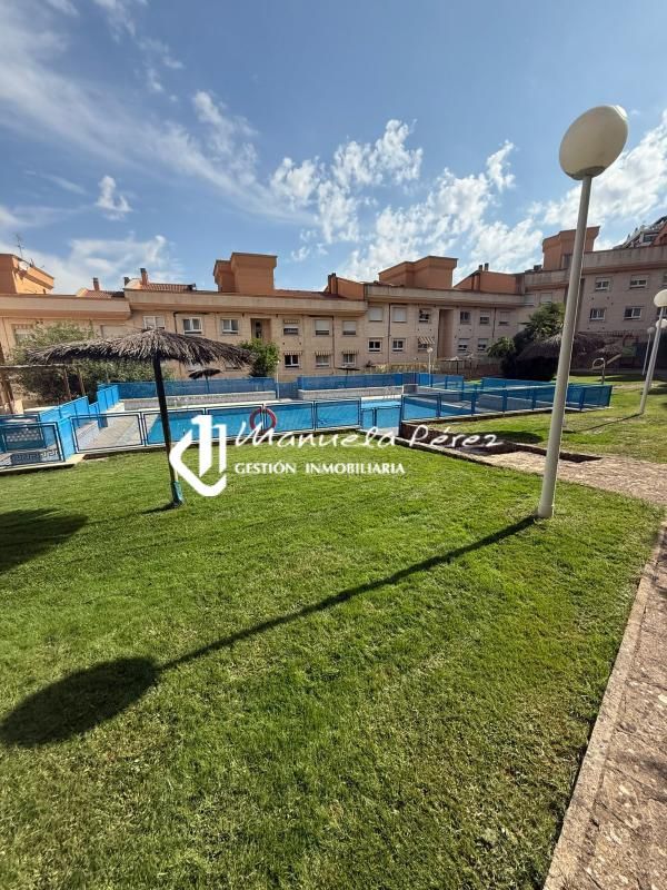 Exterior view of Apartment to rent in Cáceres Capital  with Air Conditioner, Heating and Terrace