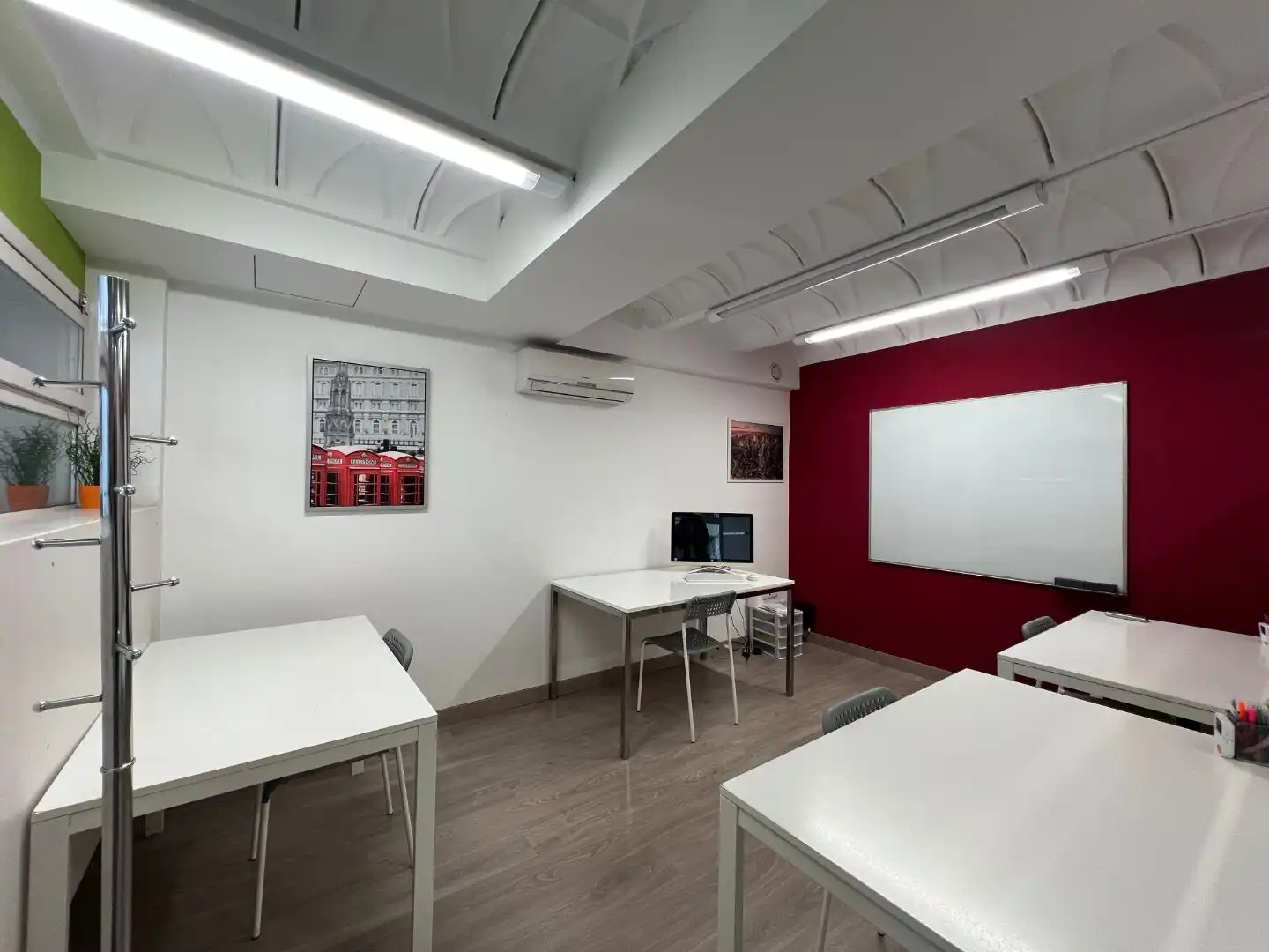 Oficina de alquiler en Girona con Aire acondicionado, Amueblado y Internet