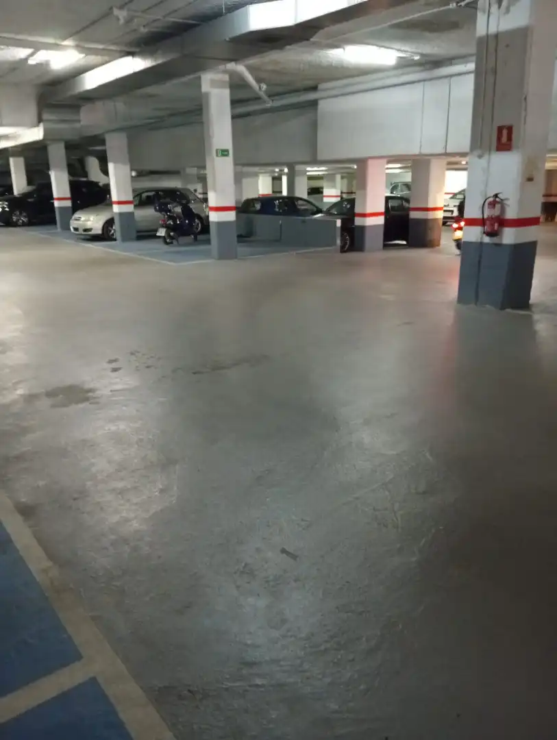 Einzelparkplatz mit Aufzug zum Verkauf in Calle del Bronce 21, imagen 6