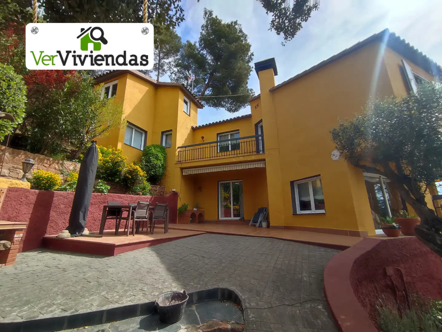 Jardí de Casa o xalet en venda en Pallejà amb Calefacció, Jardí privat i Parquet