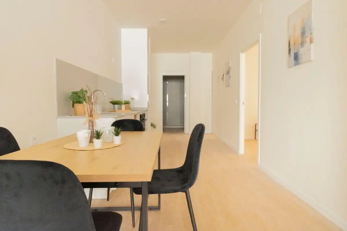 Flat for sale in Calle Calle Rosalía de Castro, 3 3, imagen 7