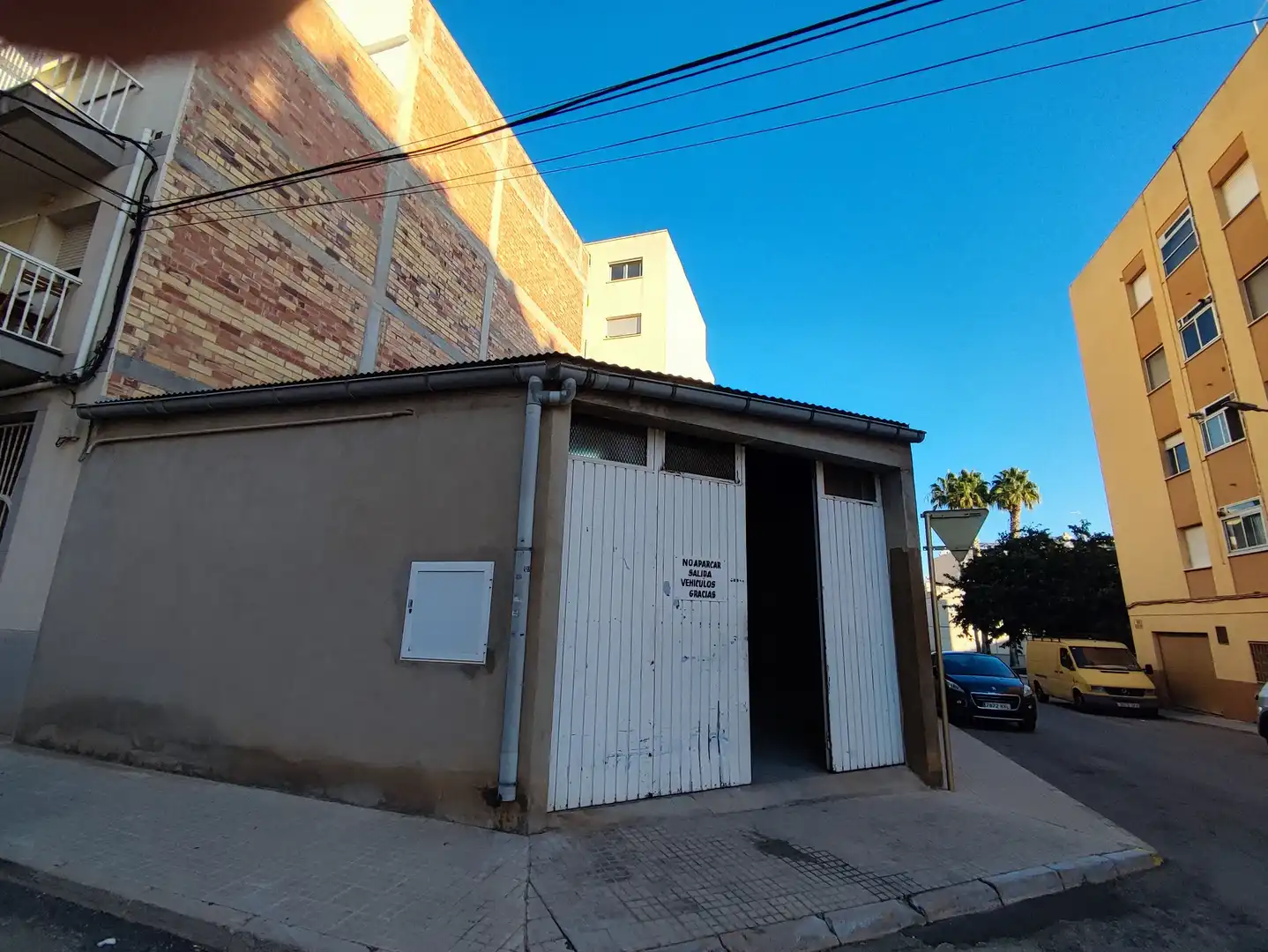 Vista exterior de Local en venta en La Ràpita