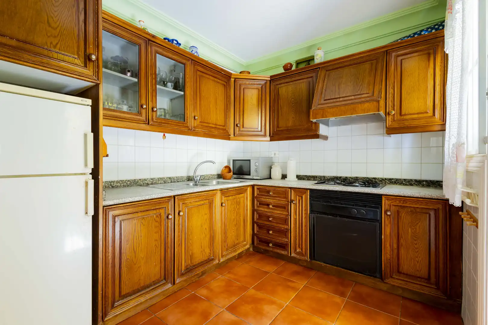 Cuina de Casa adosada en venda en Los Realejos amb Terrassa, Traster i Moblat