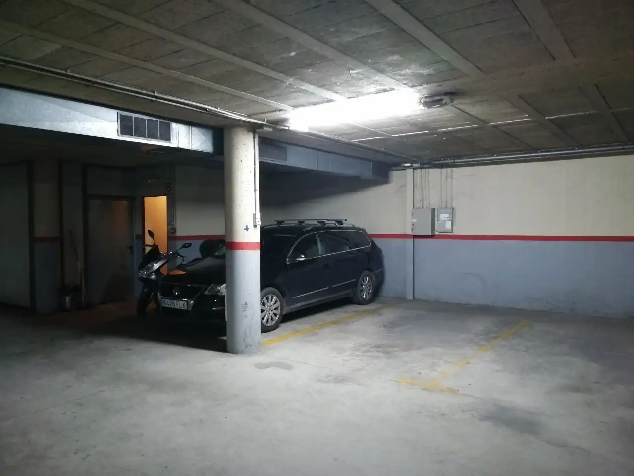Einzelparkplatz zur Miete in Carrer de Joan XXIII 8, imagen 3
