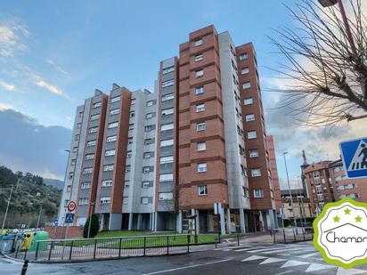 Vista exterior de Pis en venda en Barakaldo  amb Calefacció i Traster