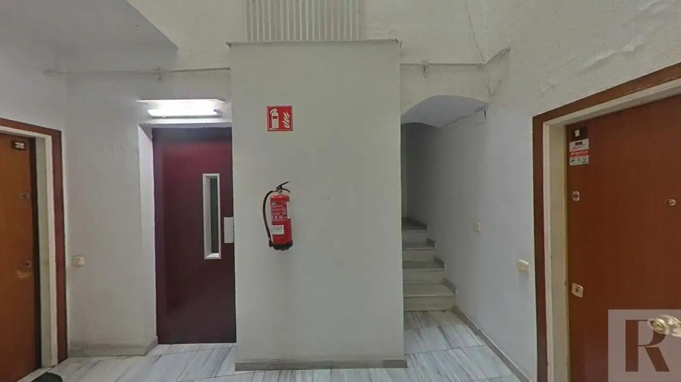 Wohnung zum Verkauf in CL CARRETES