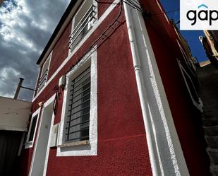 Vista exterior de Casa o xalet de lloguer en Cuenca Capital amb Calefacció i Moblat