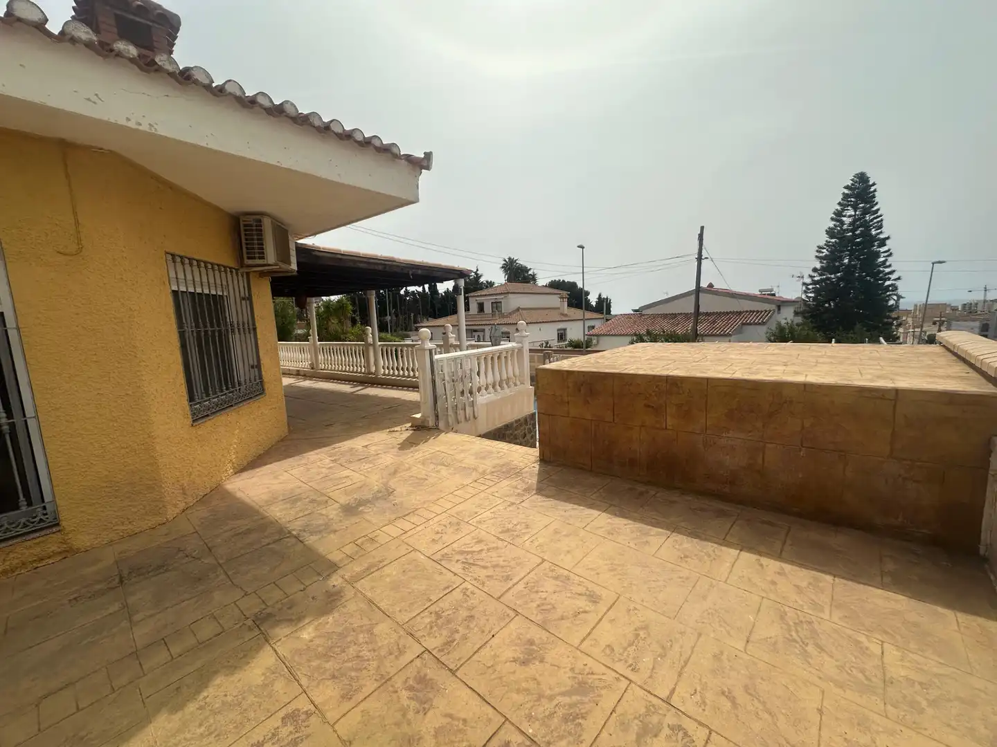 Exterior view of Houses for sale in Roquetas de Mar