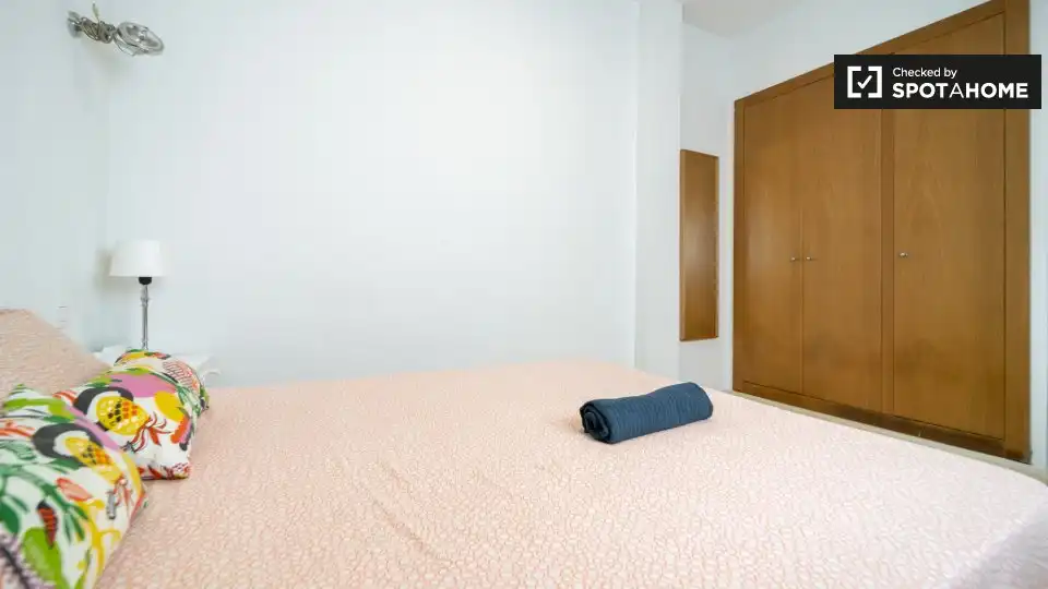 Appartamento con terrazza in affitto a L'Eixample, imagen 18
