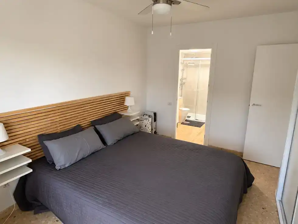 Schlafzimmer von Wohnung zur Miete in Alboraya mit Klimaanlage