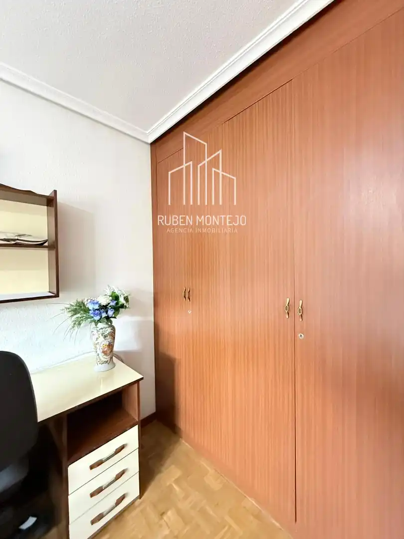 Exterior view of Flat for sale in Salamanca  with Heating, Terrace and Storage room