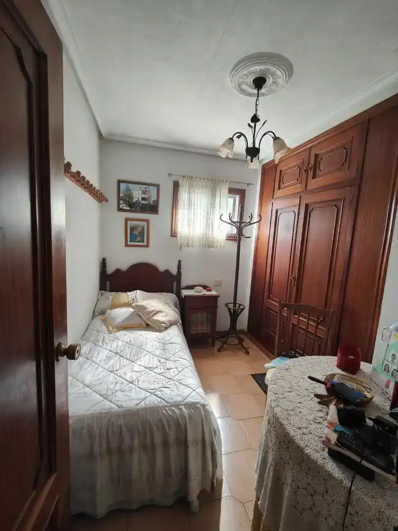 Dormitori de Casa o xalet en venda en O Carballiño   amb Balcó