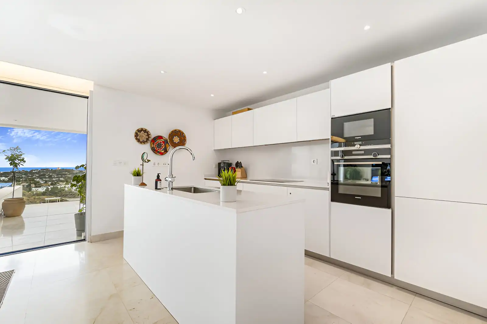 Apartment mit Pool zum Verkauf in Nueva Andalucía, imagen 25