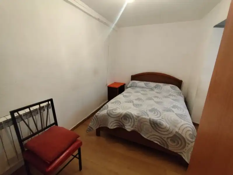 Habitación de Casa o chalet en venta en Salas con Trastero y Amueblado