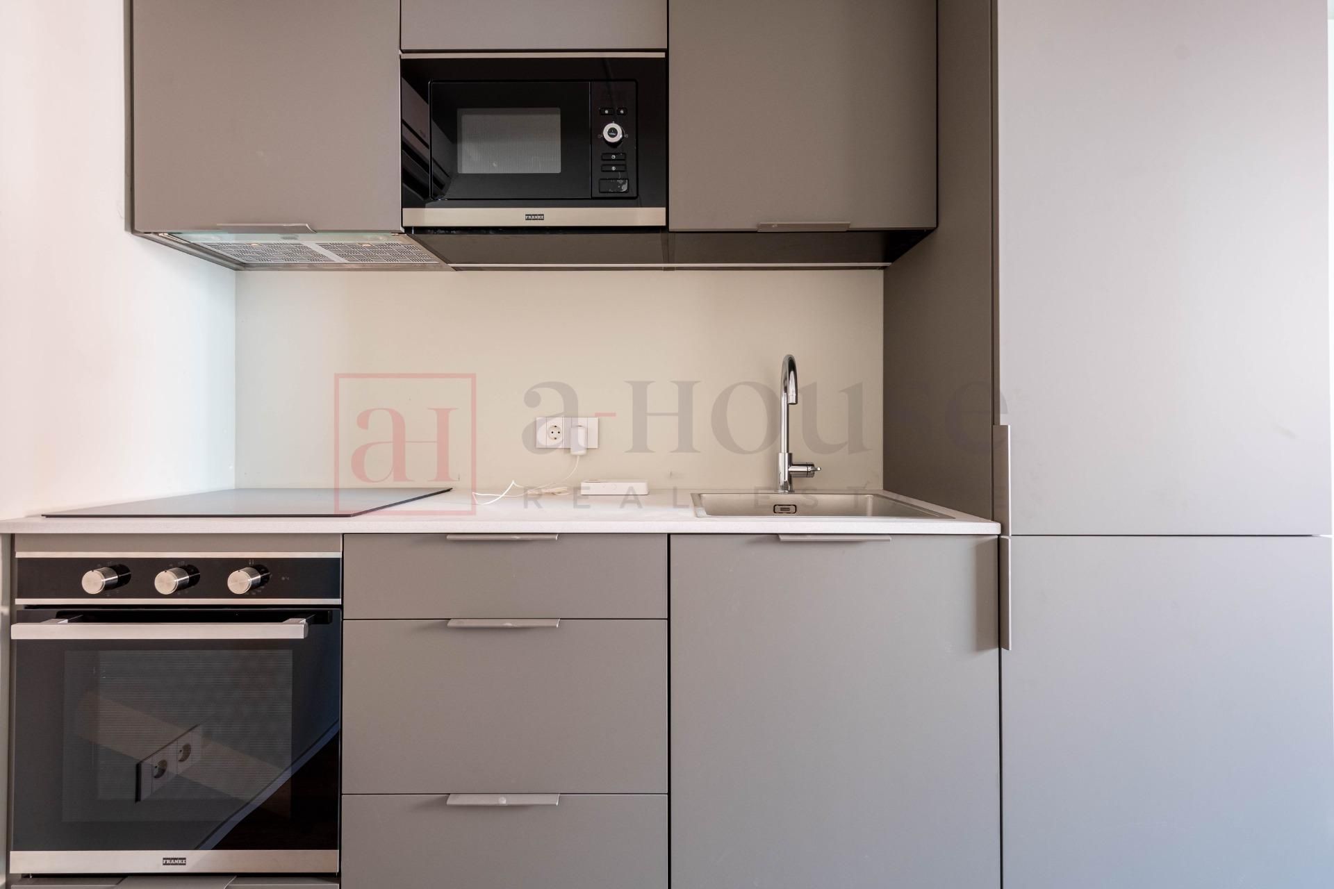 Kitchen of Flat for sale in  Barcelona Capital  with Air Conditioner, Parquet flooring and Balcony