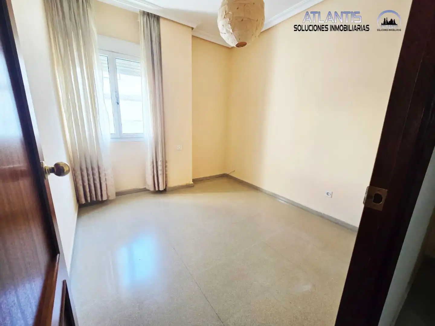 Schlafzimmer von Wohnung zum Verkauf in Sevilla mit Abstellraum