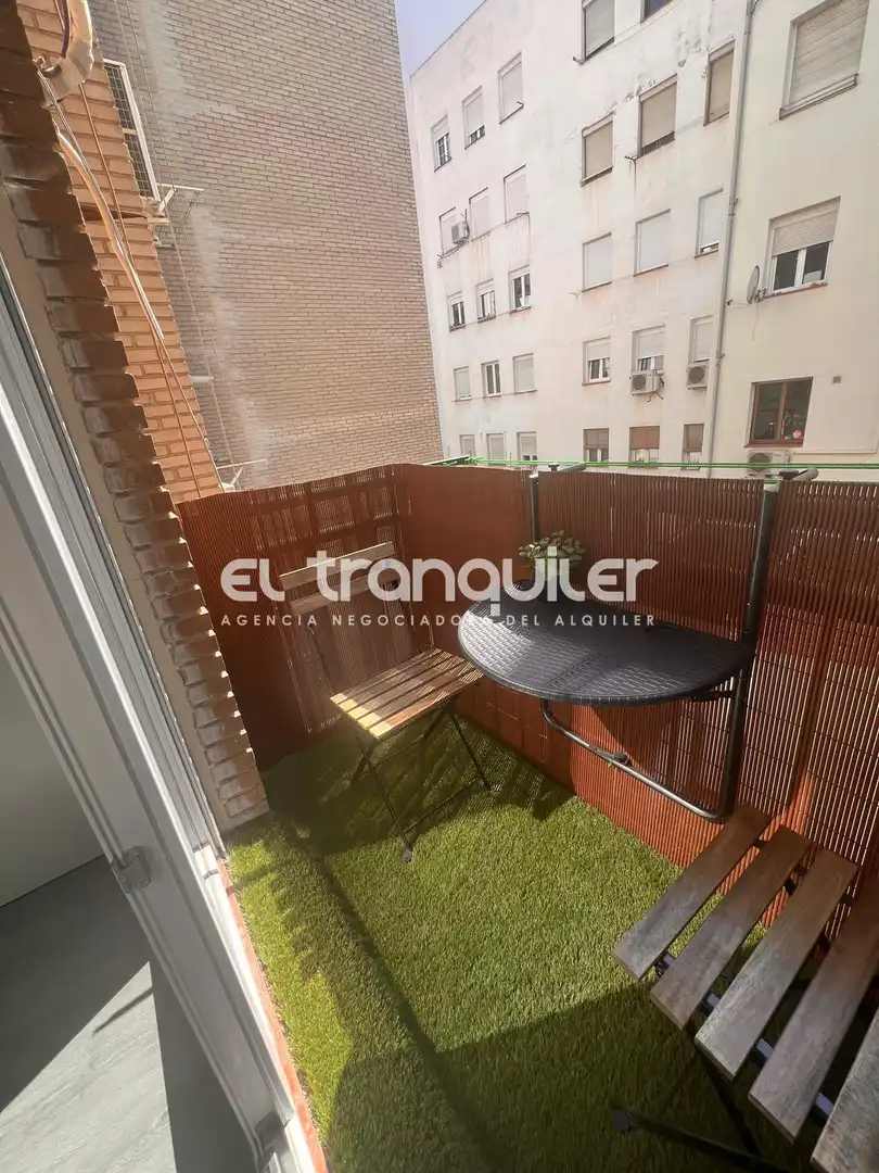 Study for rent in Calle Alonso del Barco, Palos de Moguer